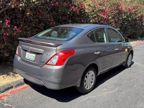 2015 Nissan Versa 1.6 SV