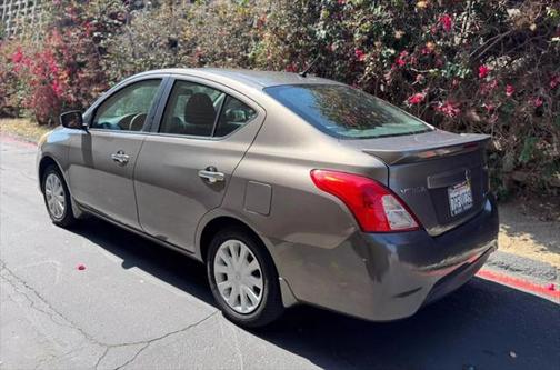2015 Nissan Versa 1.6 SV