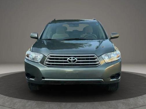 2010 Toyota Highlander SE