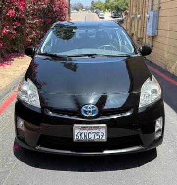 2010 Toyota Prius III