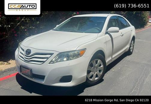 2011 Toyota Camry LE