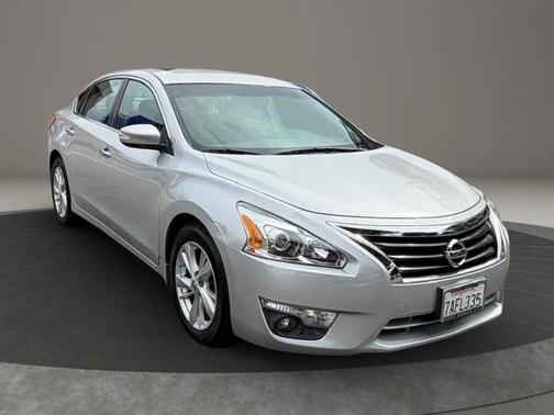 Brilliant Silver Metallic 2013 Nissan Altima 2.5 SL