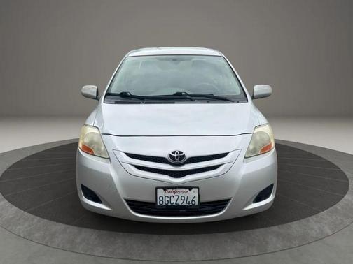 2008 Toyota Yaris Base