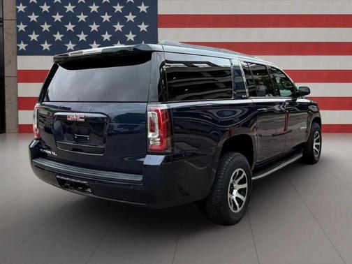 Dark Sapphire Blue Metallic 2017 GMC Yukon XL SLE