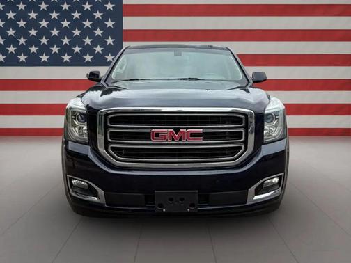 Dark Sapphire Blue Metallic 2017 GMC Yukon XL SLE