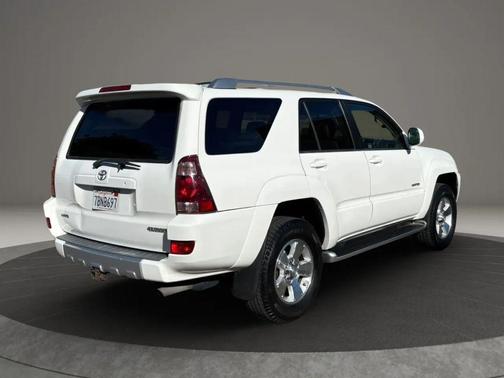 Natural White 2004 Toyota 4Runner Sport