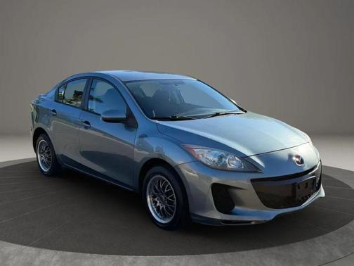 2013 Mazda Mazda3 i Sport