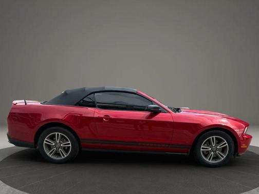 2011 Ford Mustang V6 Premium