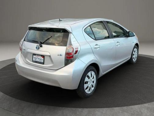2013 Toyota Prius c Three