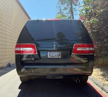 2013 Lincoln Navigator L