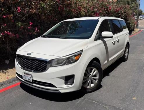 2016 Kia Sedona L