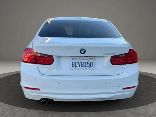 2014 BMW 328 328i Sedan 4D