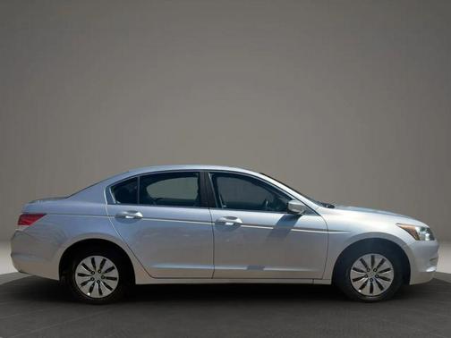 Alabaster Silver Metallic 2010 Honda Accord 2.4 LX