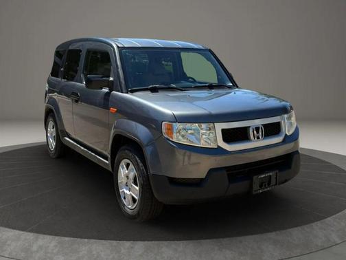 Polished Metal Metallic 2011 Honda Element LX