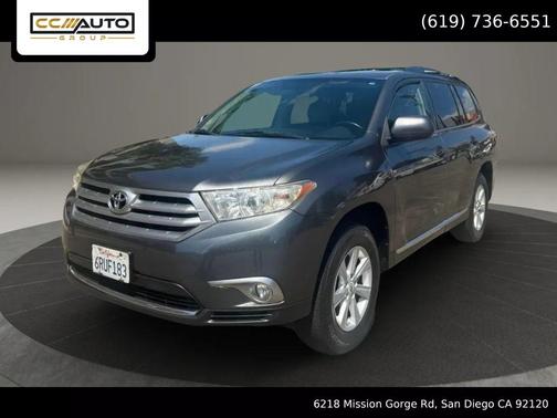 2011 Toyota Highlander SE