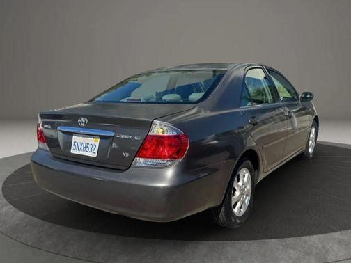 2005 Toyota Camry XLE V6