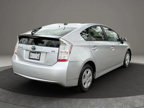 2011 Toyota Prius III