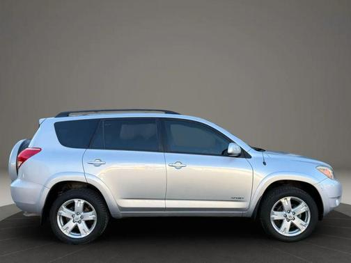 2007 Toyota RAV4 Sport