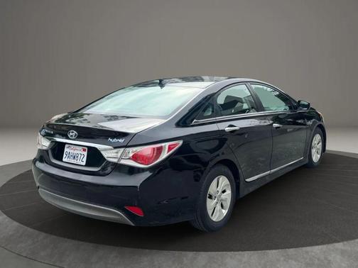 2015 Hyundai SONATA Hybrid Base