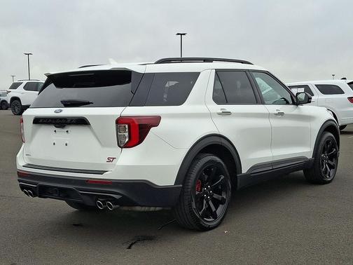 2024 Ford Explorer ST