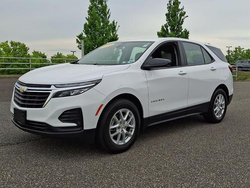 Summit White - GAZ 2023 Chevrolet Equinox LS