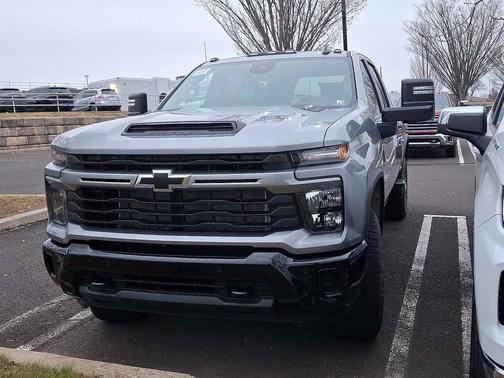 2026 Chevrolet Silverado 2500 Custom