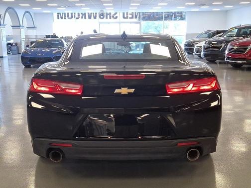 2017 Chevrolet Camaro 1LT