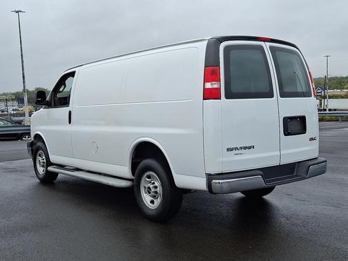 2023 GMC Savana 2500 Work Van