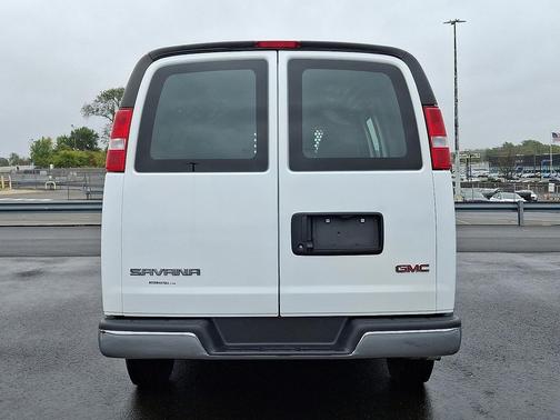 2023 GMC Savana 2500 Work Van
