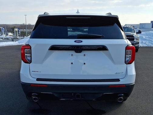 2023 Ford Explorer ST-Line