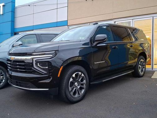 2026 Chevrolet Suburban LS