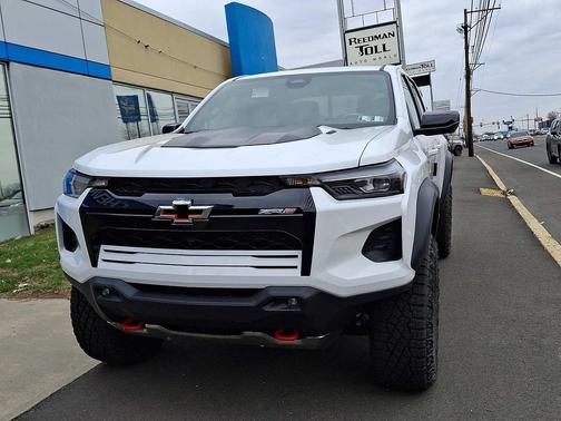 Summit White 2026 Chevrolet Colorado ZR2