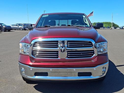 Delmonico Red Pearlcoat - PRV 2017 RAM 1500 Big Horn