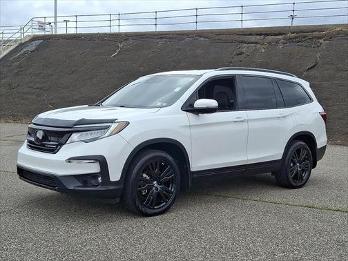 2022 Honda Pilot AWD Black Edition