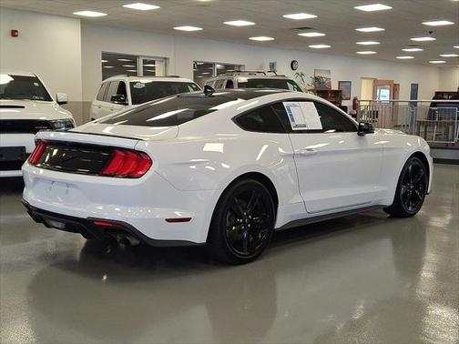 2022 Ford Mustang EcoBoost Premium