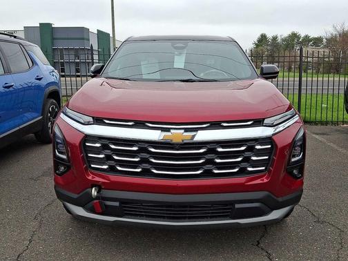Radiant Red Tintcoat 2026 Chevrolet Equinox 1LT