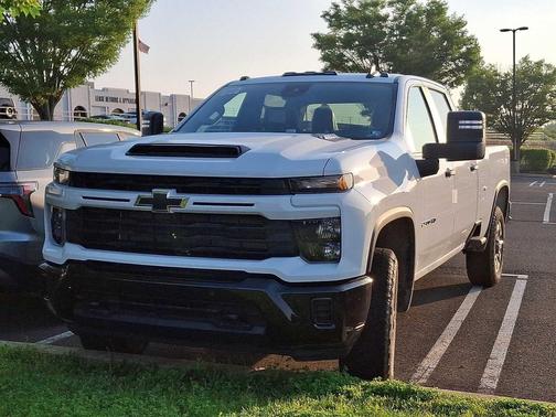 2025 Chevrolet Silverado 2500 Custom