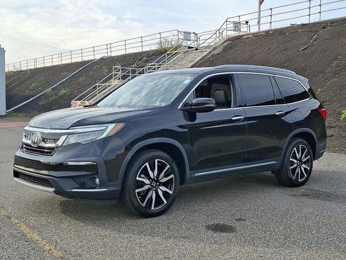 2021 Honda Pilot Touring 8-Passenger