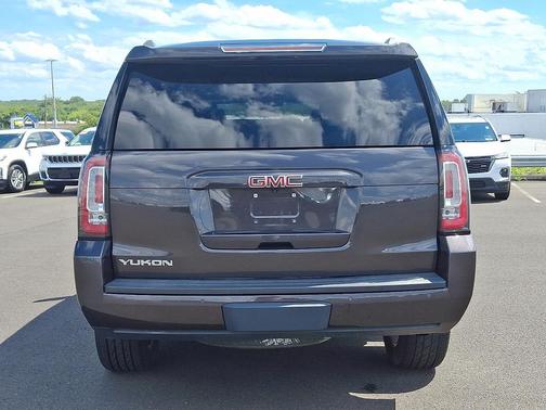 2017 GMC Yukon SLE