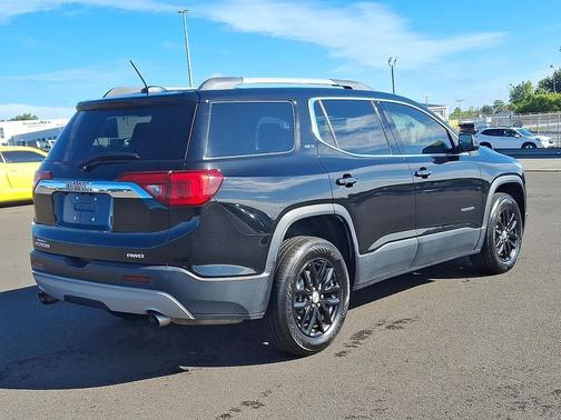 2019 GMC Acadia SLT-1