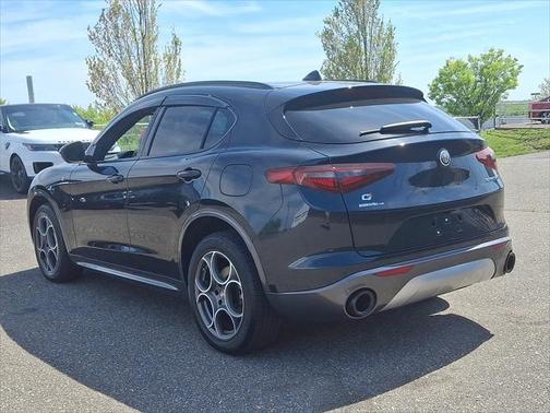 2022 Alfa Romeo Stelvio Ti