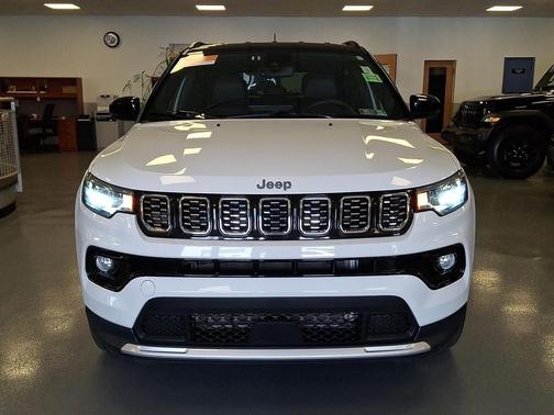 Bright White Clearcoat - PW7 2025 Jeep Compass Limited