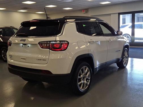 Bright White Clearcoat - PW7 2025 Jeep Compass Limited