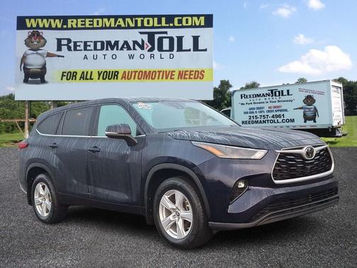 2022 Toyota Highlander LE