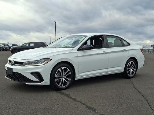 2025 Volkswagen Jetta 1.5T Sport