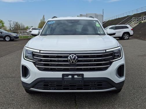 Pure White - 0Q0Q 2025 Volkswagen Atlas 2.0T SE w/Technology