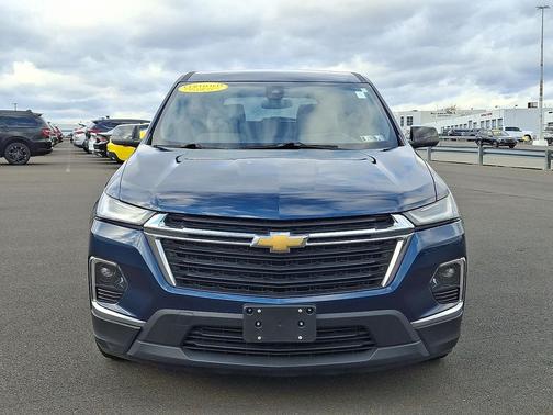 2023 Chevrolet Traverse LS