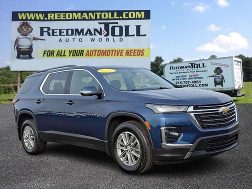 2023 Chevrolet Traverse LT Cloth