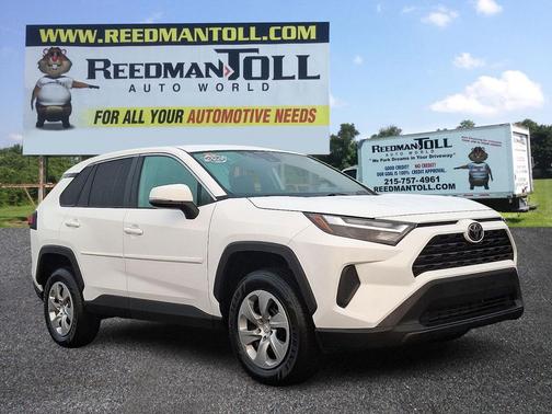 2023 Toyota RAV4 LE