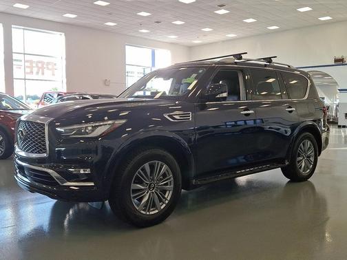 2024 INFINITI QX80 Luxe